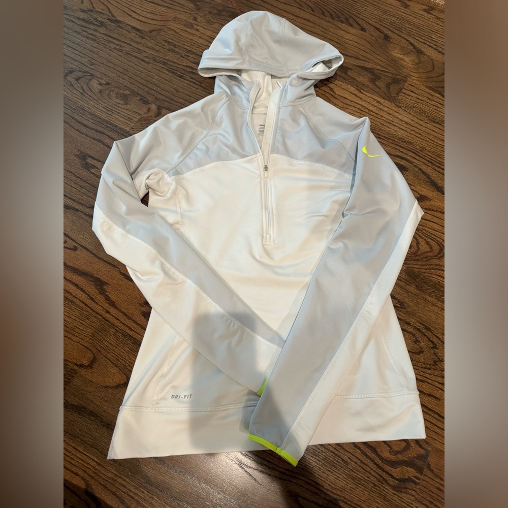 Nike Pullover 1/4 zip - White - Medium